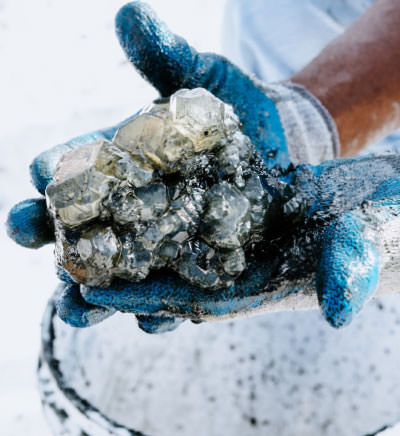 What Draws Hundreds to This Lake Bed? Spellbinding Crystals
